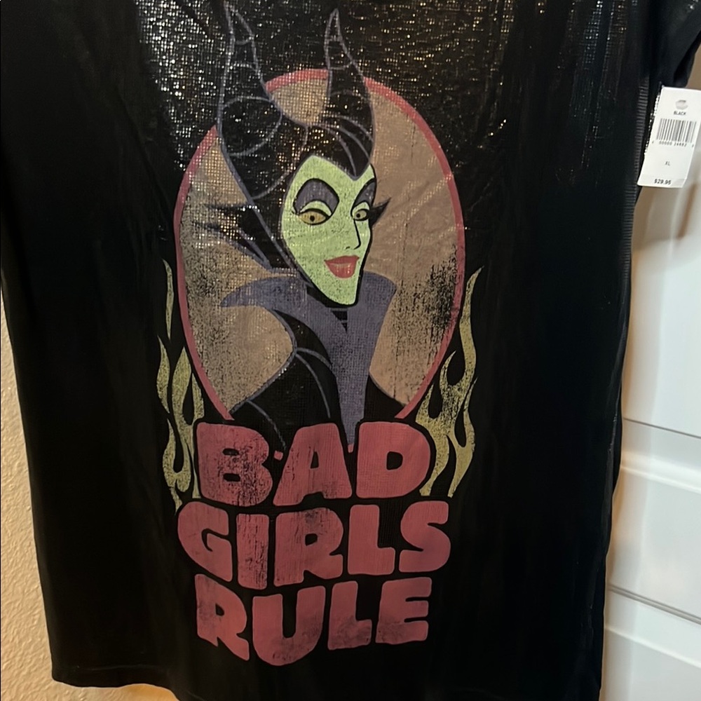Disney Black Graphic Tee - Maleficent Bad Girls Rule - Picture 4 of 5